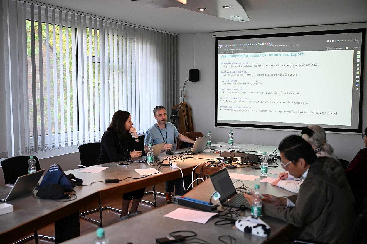 iDAI.field Workshop © Fliegender Fotograf 30.09.2025 iDAI.field Workshop © Fliegender Fotograf 30.09.2025